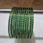 हरा कलर मे काँच की 12 चुडी