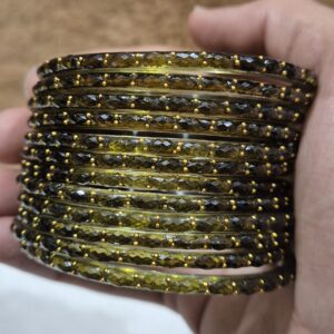 मेहंदी कलर मे काँच की 12 चुडी