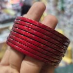 महरुन कलर में 8 चुडी N4