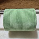 पिस्ता कलर