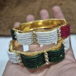 मल्टी चिढ़ में कडा N8